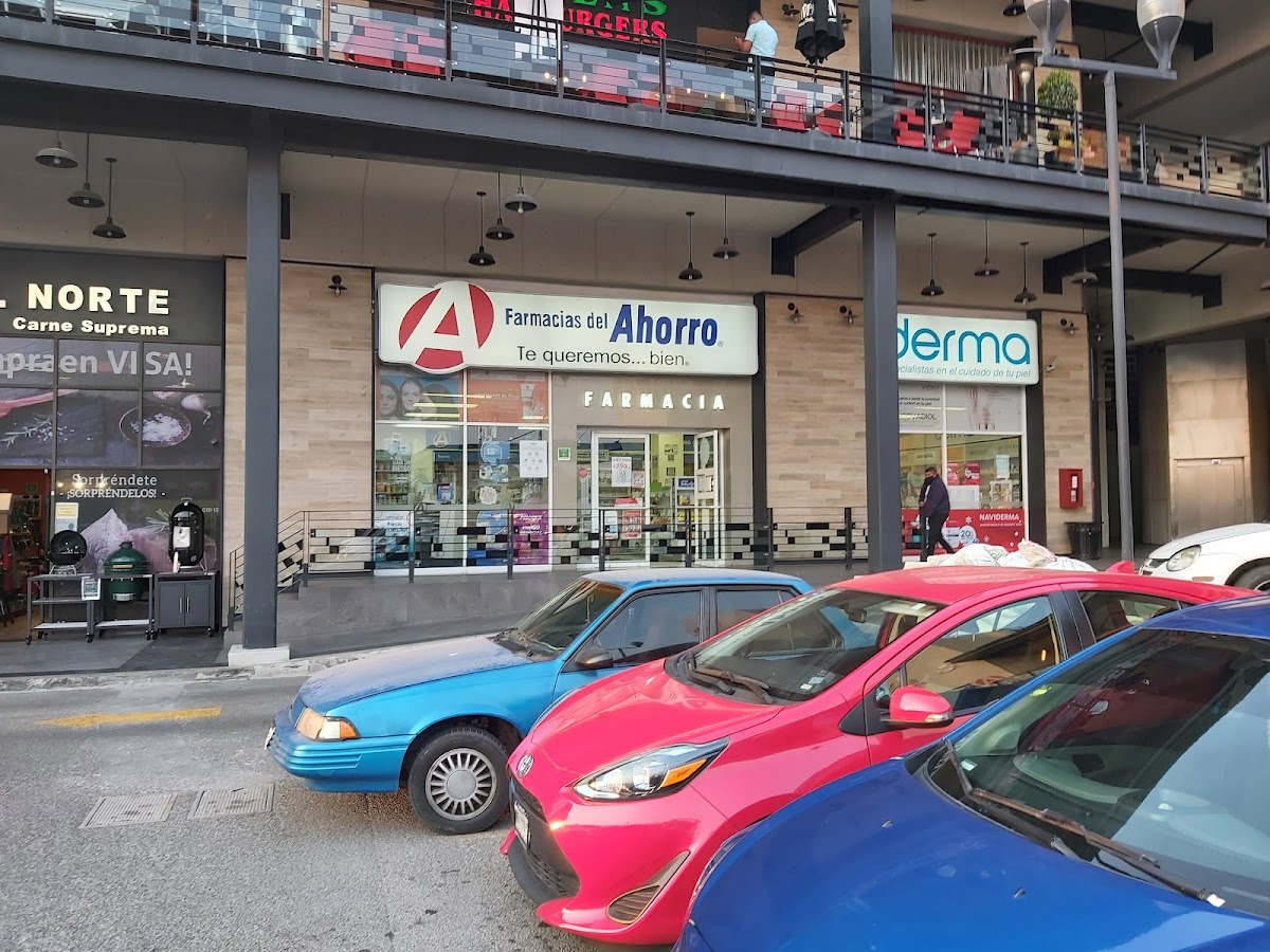 Plaza El Camino